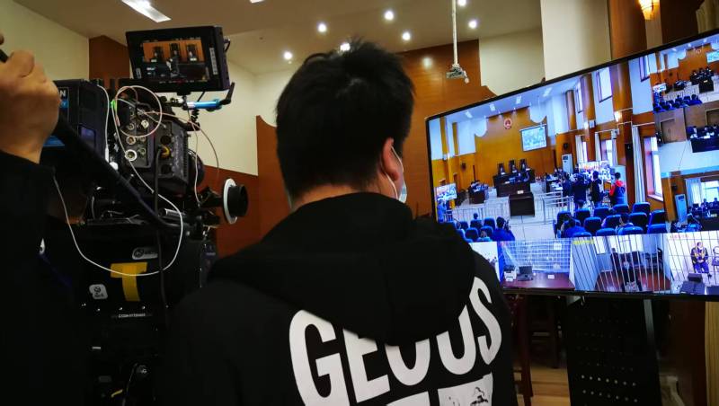 AI生成VS人工创意——利津县广告片拍摄公司的技术浪漫主义实践